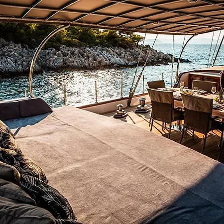 Nautilus Kabin Kiralama Fethiye
